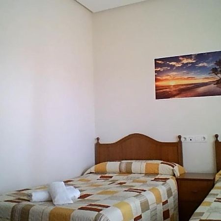 Hostal Restaurante Galicia Villardefrades Ngoại thất bức ảnh