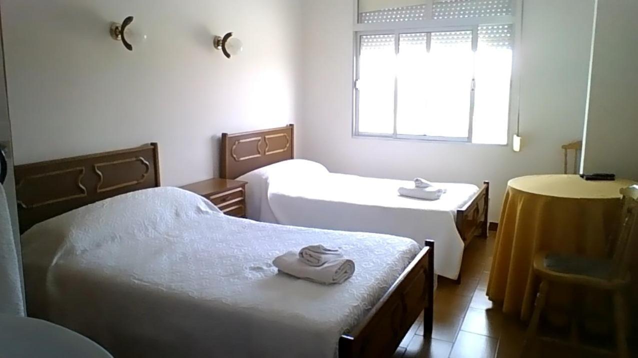 Hostal Restaurante Galicia Villardefrades Ngoại thất bức ảnh