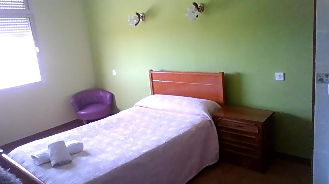 Hostal Restaurante Galicia Villardefrades Ngoại thất bức ảnh